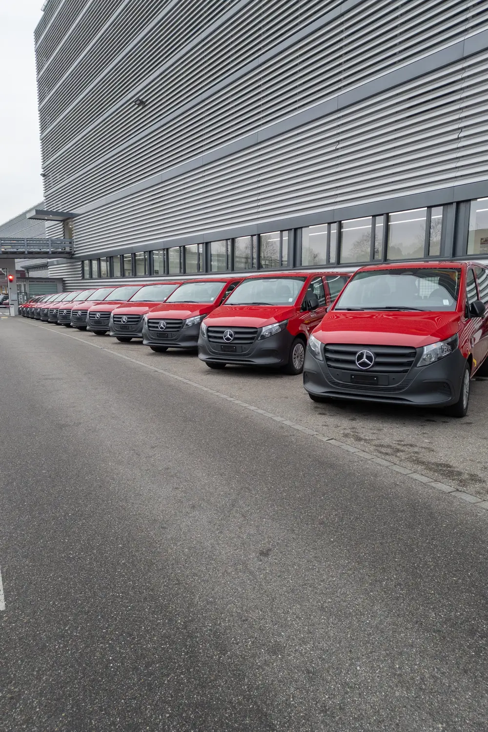 250210_MercedesVans_Transporter_003