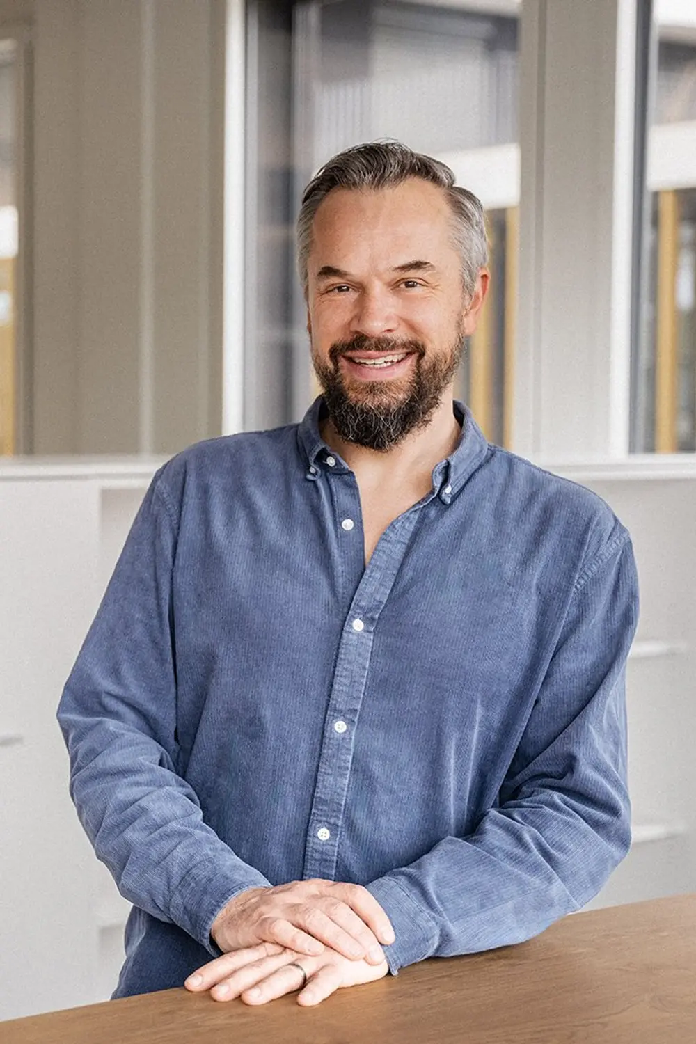 Stefan_Lietsch_Mobility_Carsharing_352x528