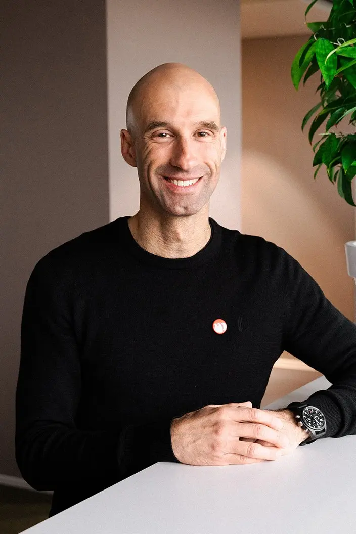 Laurent_Roux_Mobility_Carsharing_352x528